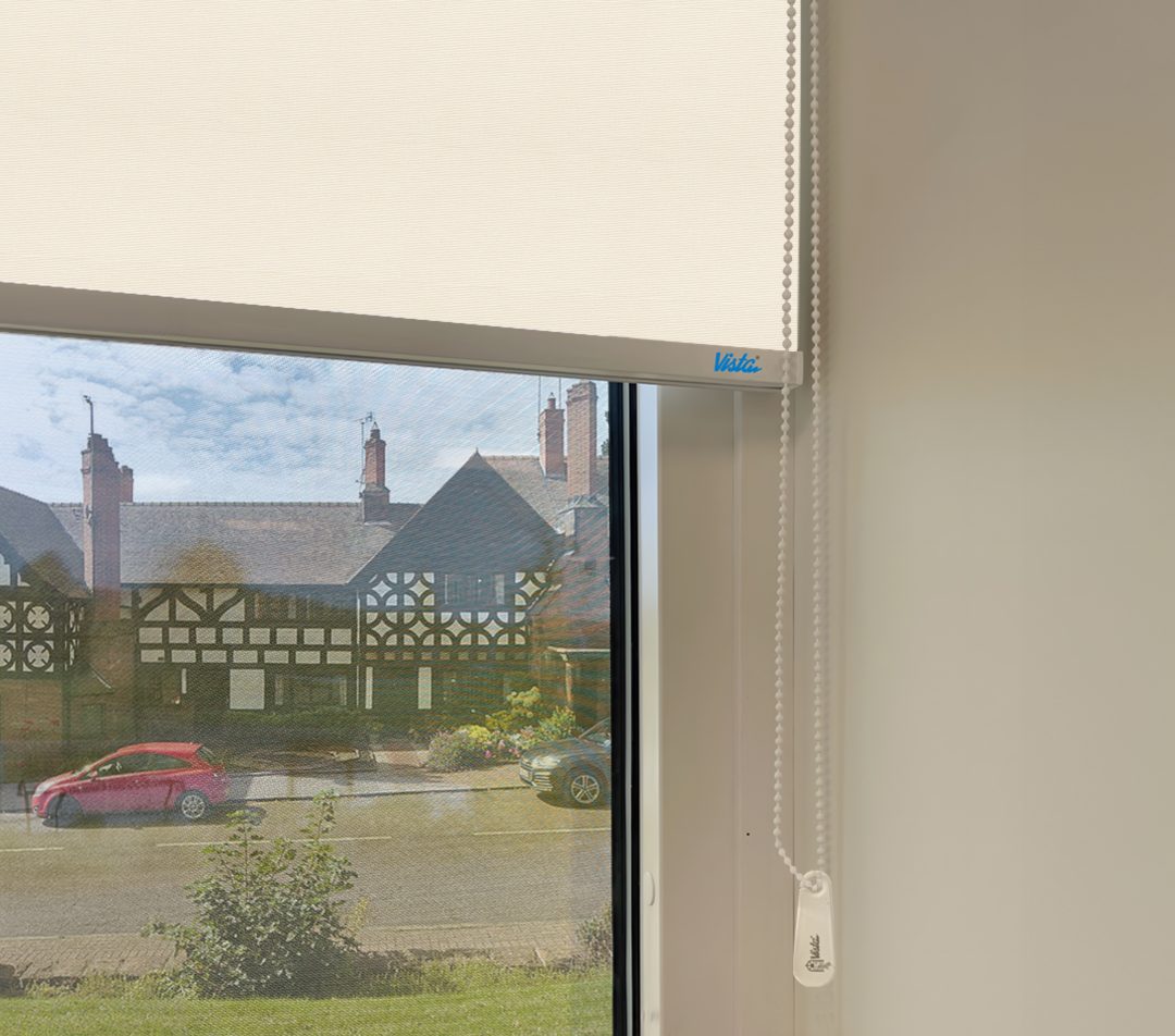 Roller Blinds - Blackout Serene Opaque (01 White) - Image 3